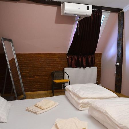 Natia'S Apartment On Dadiani St. Tbilisi Zewnętrze zdjęcie