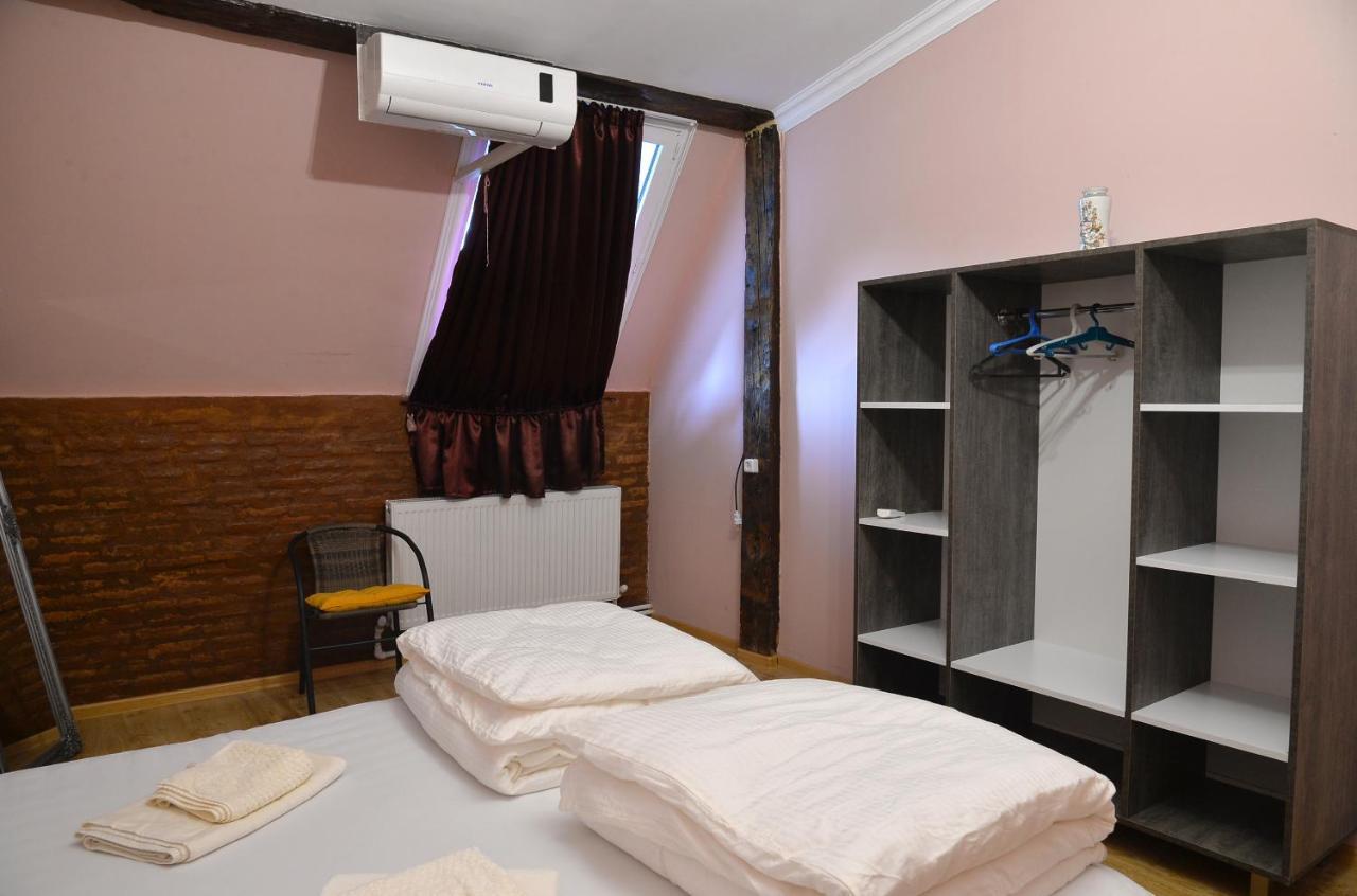 Natia'S Apartment On Dadiani St. Tbilisi Zewnętrze zdjęcie