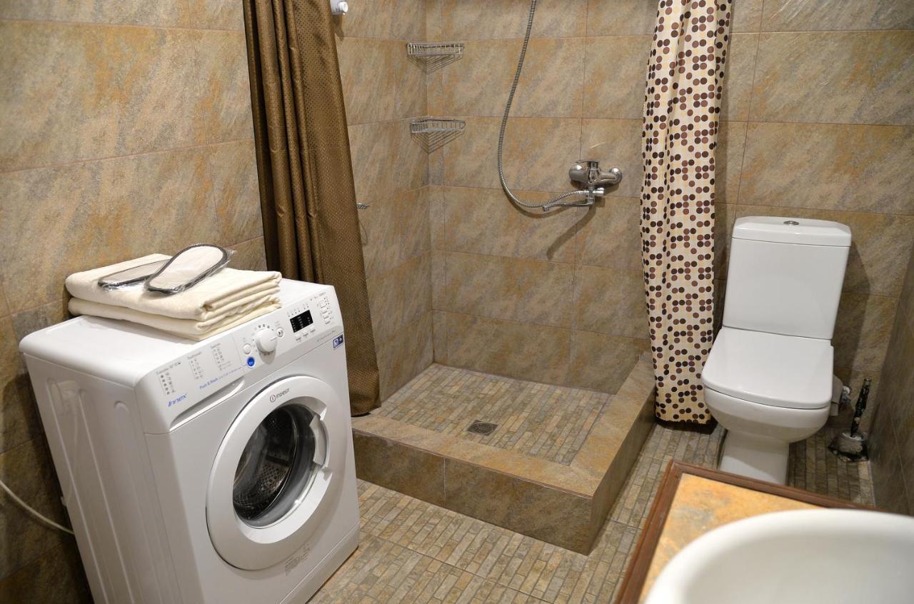 Natia'S Apartment On Dadiani St. Tbilisi Zewnętrze zdjęcie